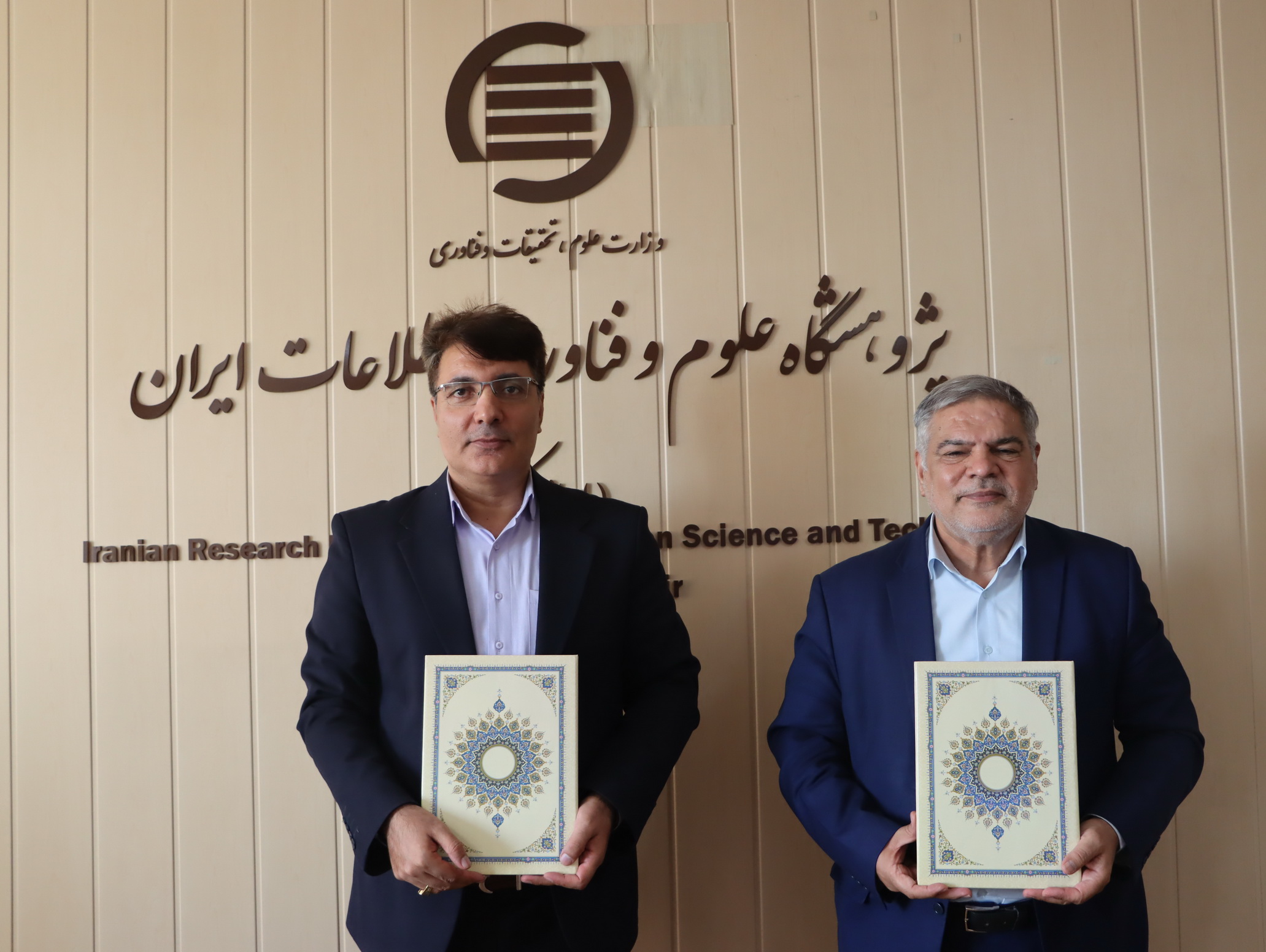 تفاهم‌نامه همکاری‌ میان ایرانداک و مرکز مطالعات راهبردی روابط فرهنگی سازمان فرهنگ و ارتباطات اسلامی بسته شد 