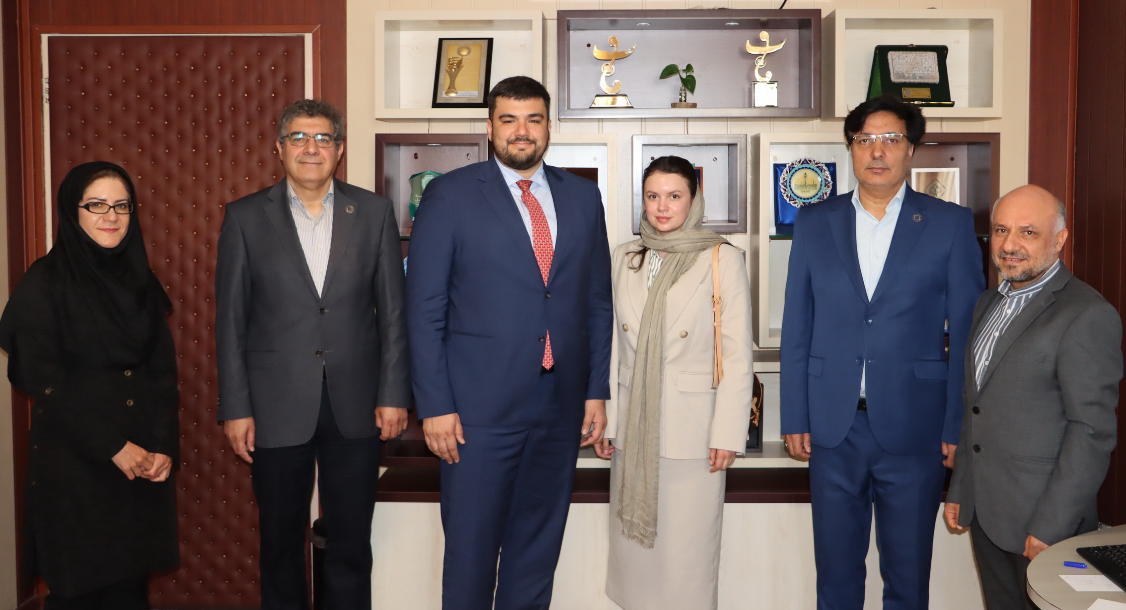 کارشناسان شرکت Interbrain، از ایرانداک بازدید کردند