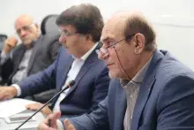 نهاد علم باید پرسشگر و آزاداندیش باشد
